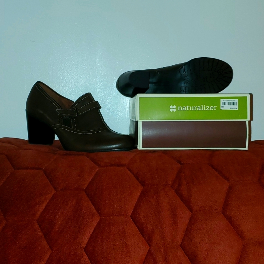 Shoes by Naturalizer